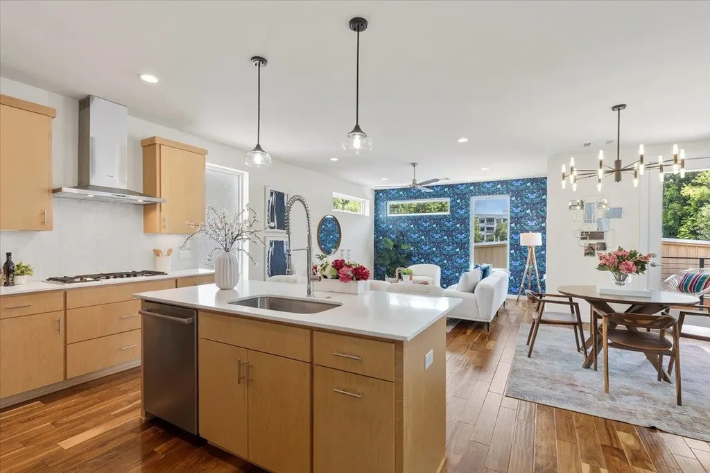 2301 Bluebonnet Lane Austin TX 78704