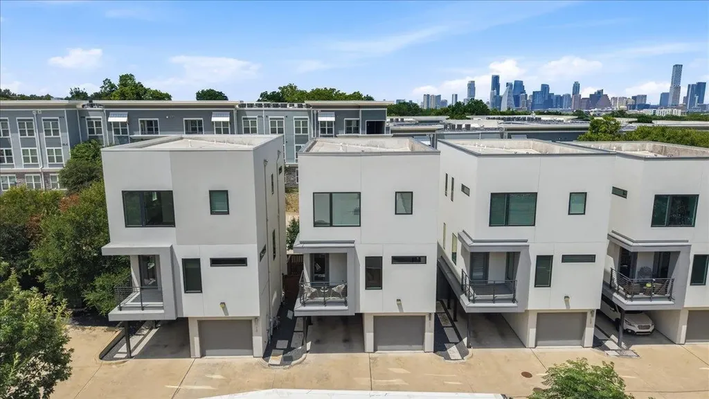2301 Bluebonnet Lane Austin TX 78704
