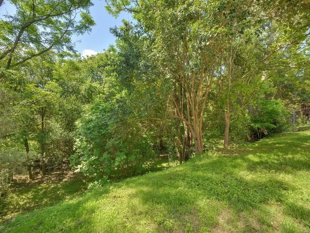 8421 Spring Valley Drive Austin TX 78736
