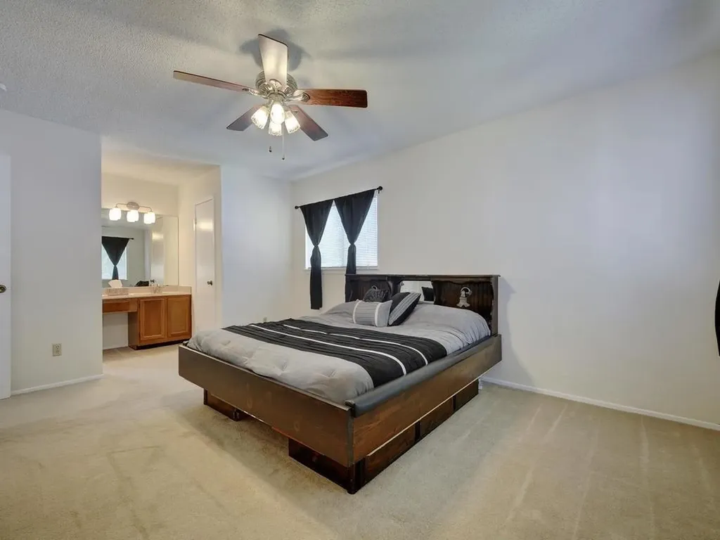 8421 Spring Valley Drive Austin TX 78736