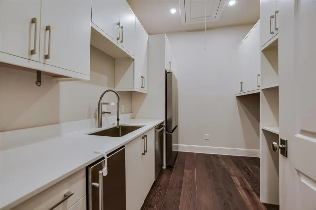 14413 Piper Glen Drive Austin TX 78738