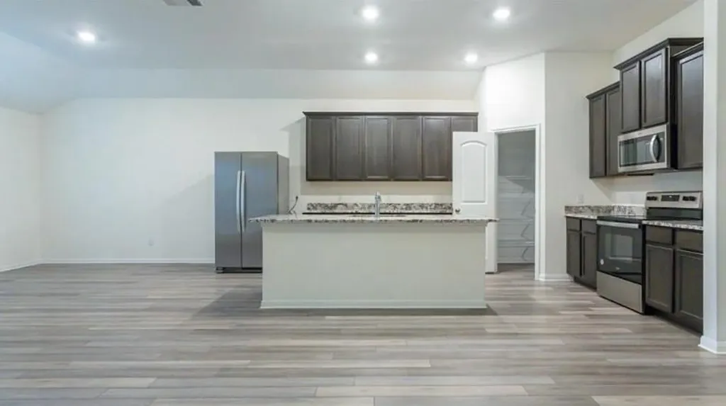 1331 Treeta Trail Kyle TX 78640