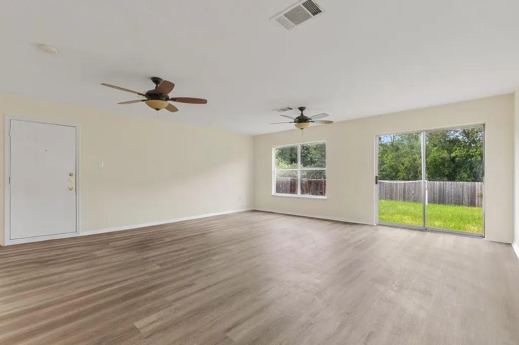10341 Garbacz Drive Austin TX 78748