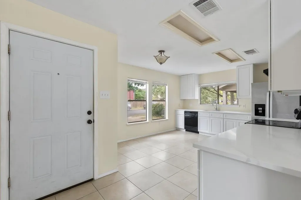 10341 Garbacz Drive Austin TX 78748