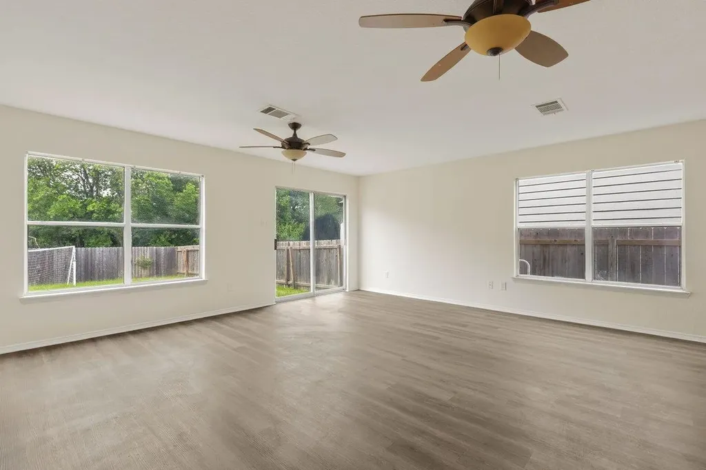 10341 Garbacz Drive Austin TX 78748