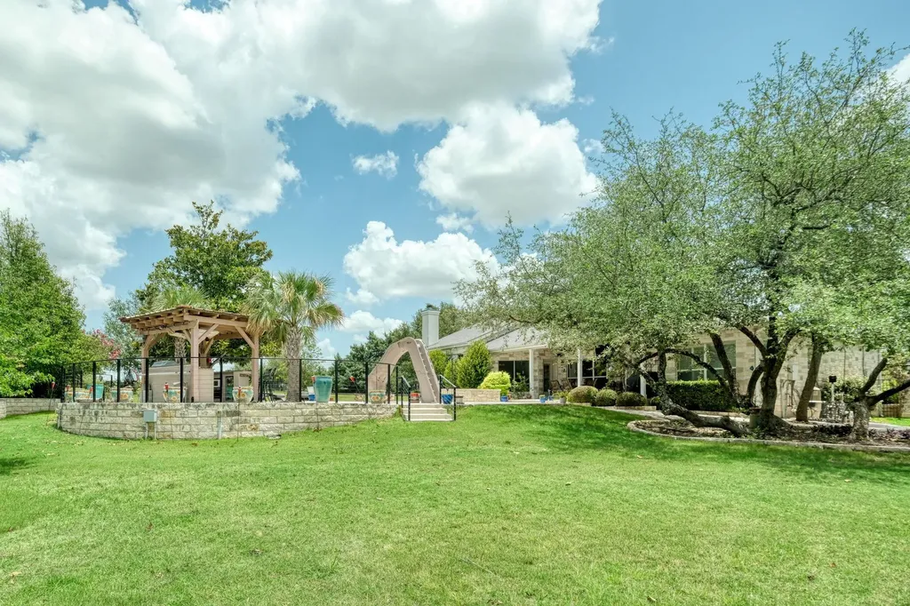 1601 Coronado Leander TX 78641
