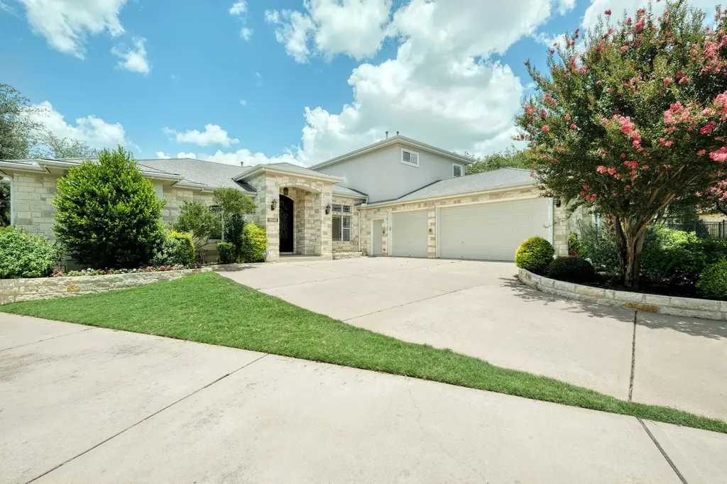 1601 Coronado Leander TX 78641