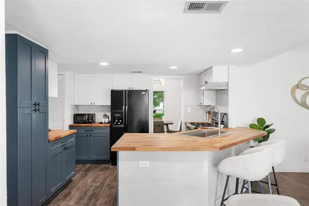 2408 Shiloh Drive Austin TX 78745
