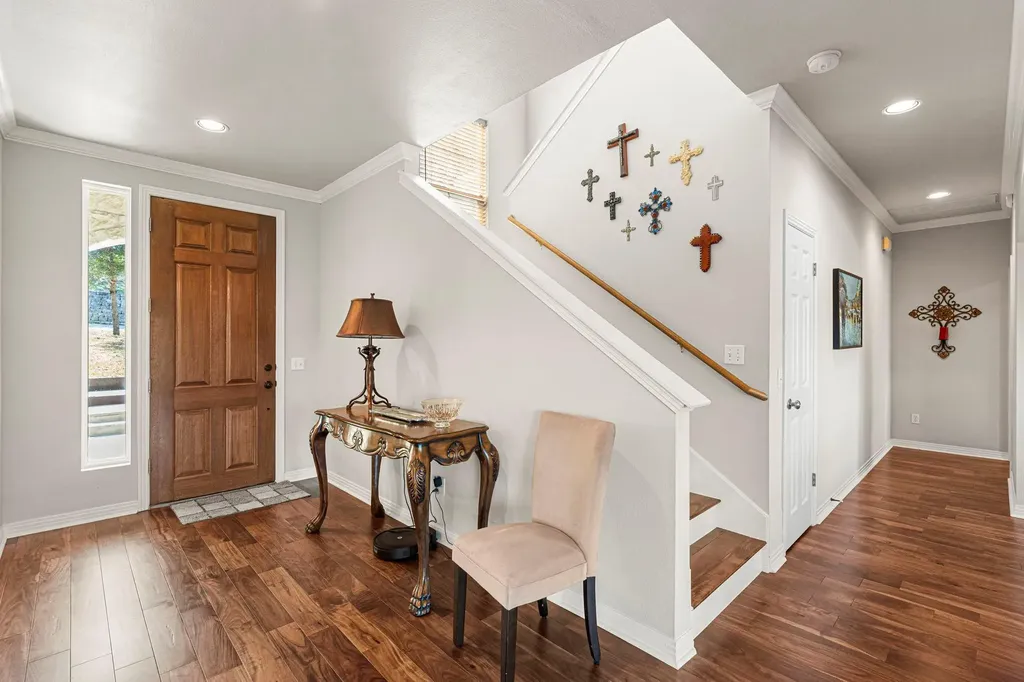 7716 Waldon Drive Austin TX 78750