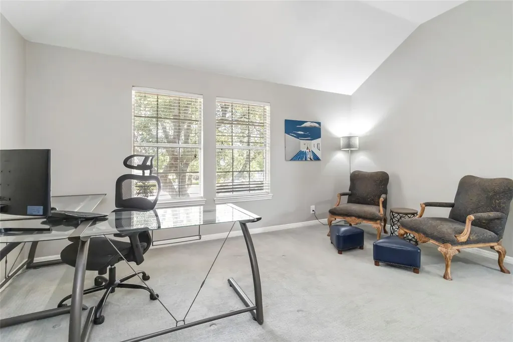 10601 Showboat Cove Austin TX 78730