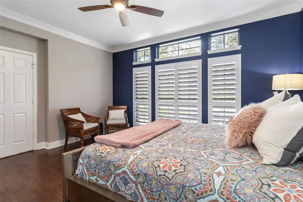 10601 Showboat Cove Austin TX 78730