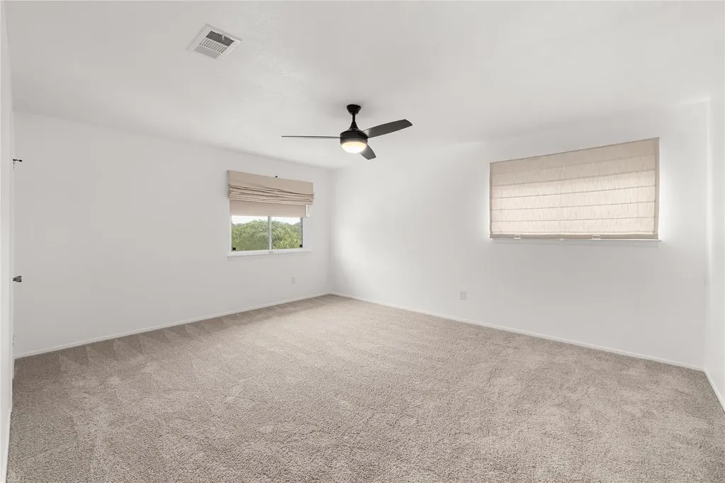 7602 Banpass Lane Austin TX 78736