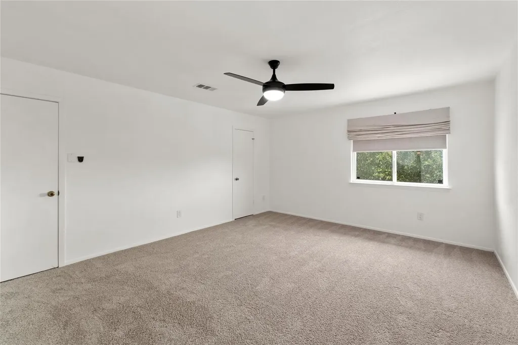 7602 Banpass Lane Austin TX 78736