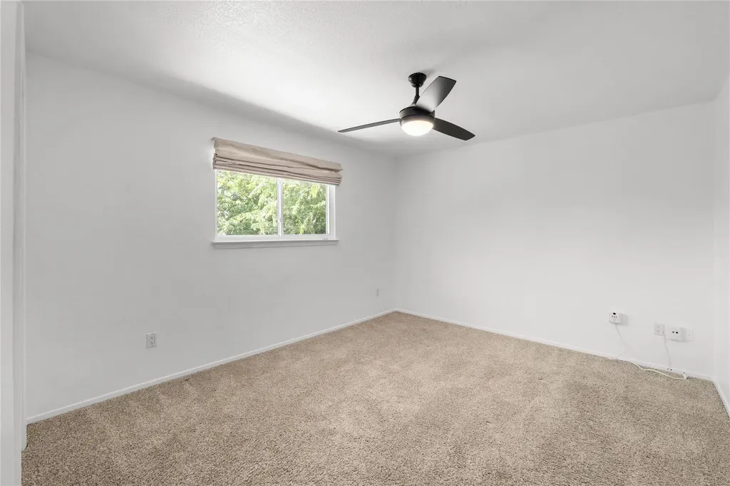7602 Banpass Lane Austin TX 78736
