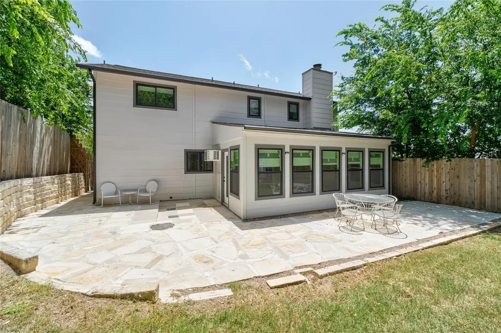7602 Banpass Lane Austin TX 78736