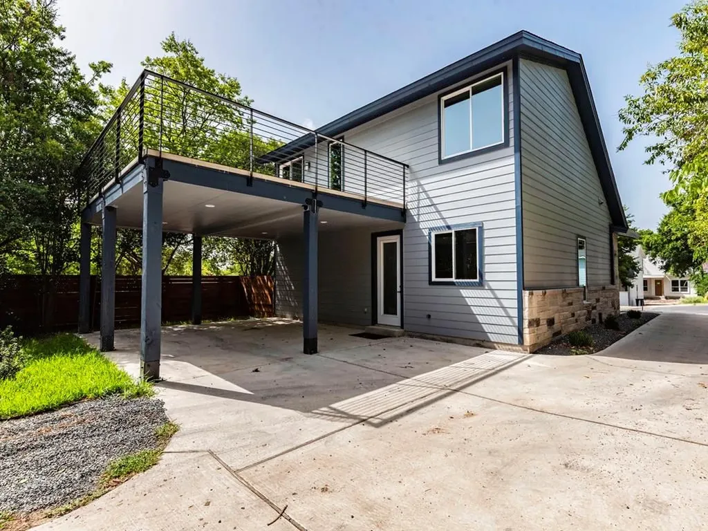 406 Post Road Drive Austin TX 78704