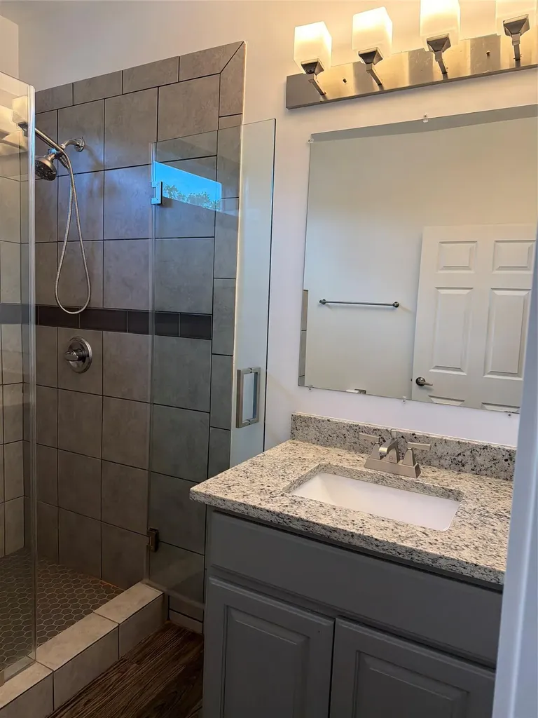 160 Pope Bend S Cedar Creek TX 78612