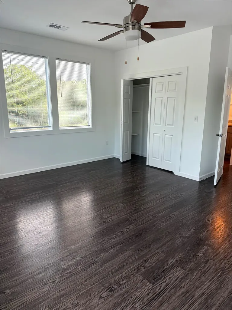 160 Pope Bend S Cedar Creek TX 78612