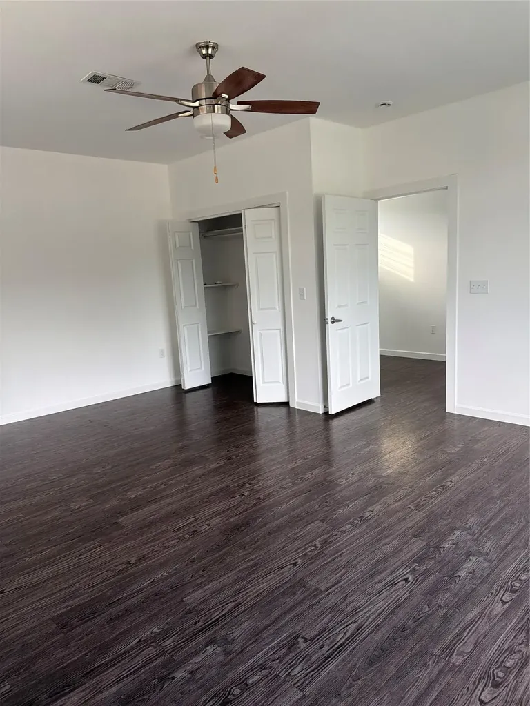 160 Pope Bend S Cedar Creek TX 78612