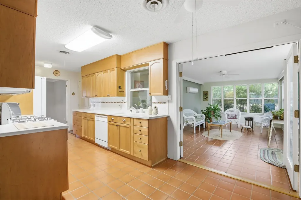 2902 Dover Place Austin TX 78757