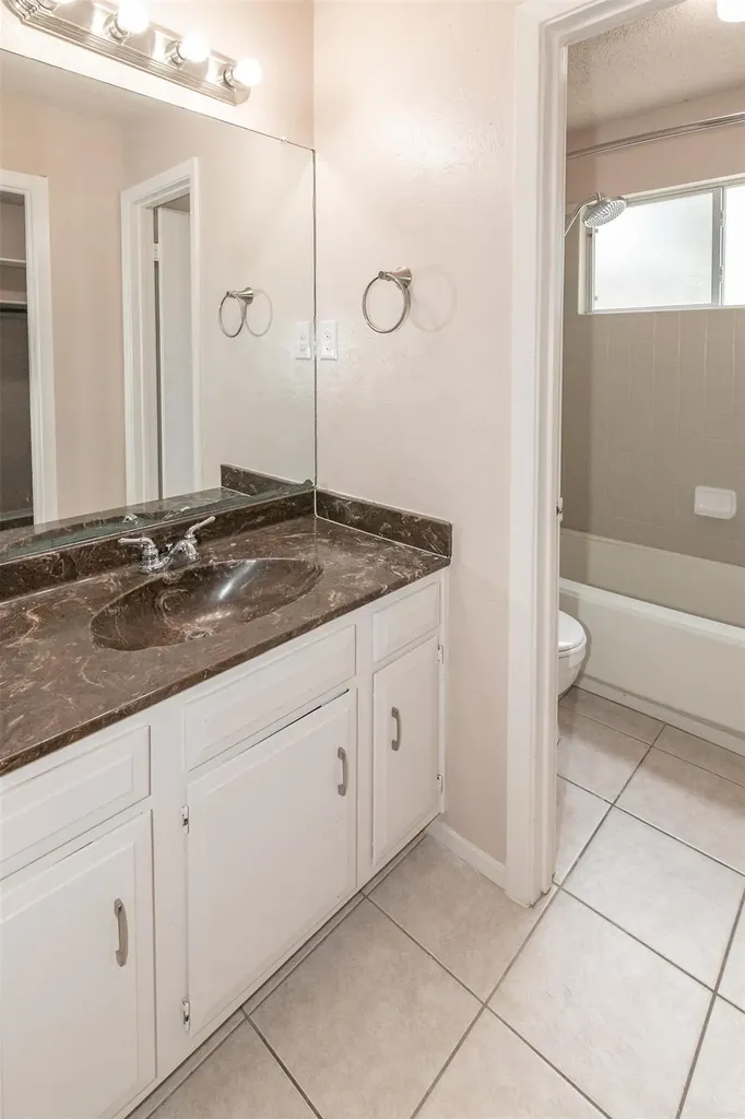 3312 Galesburg Drive Austin TX 78745