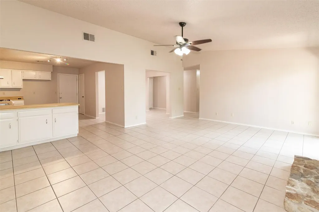 3312 Galesburg Drive Austin TX 78745