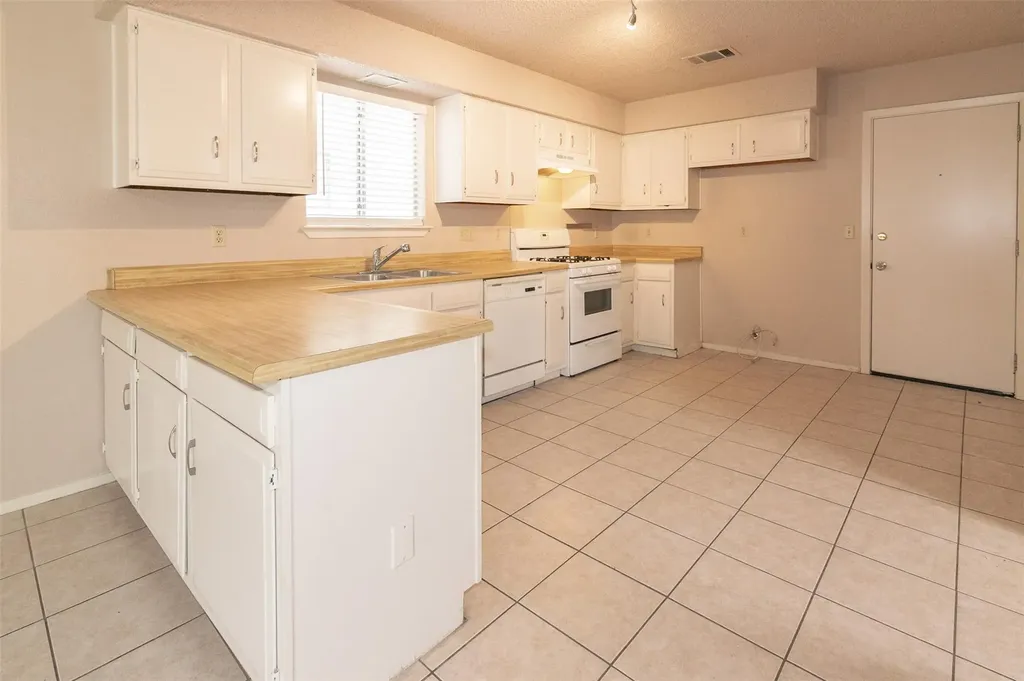 3312 Galesburg Drive Austin TX 78745