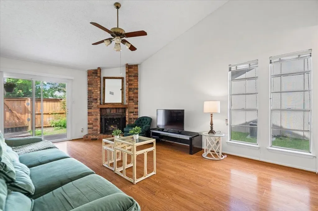 1617 W Braker Lane Austin TX 78758