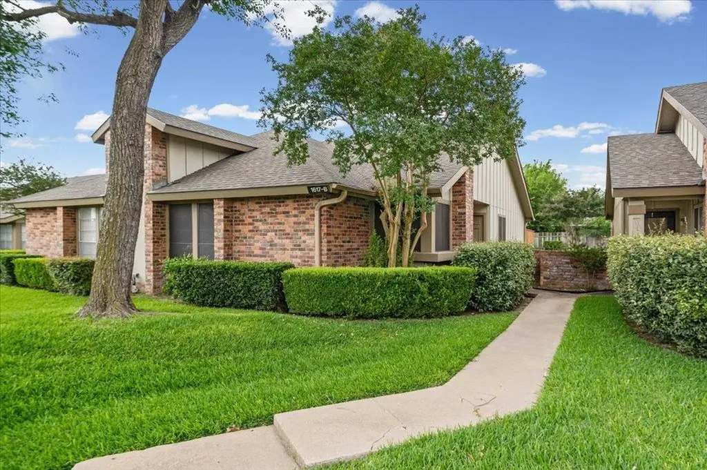 1617 W Braker Lane Austin TX 78758