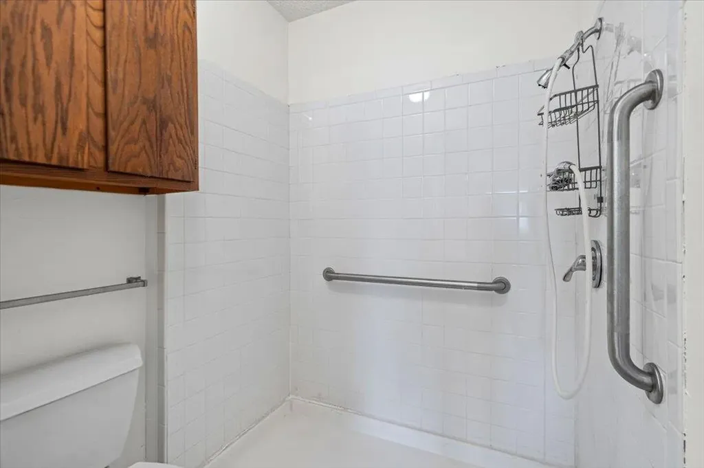 1617 W Braker Lane Austin TX 78758
