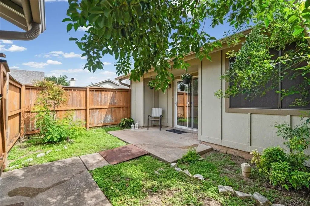 1617 W Braker Lane Austin TX 78758