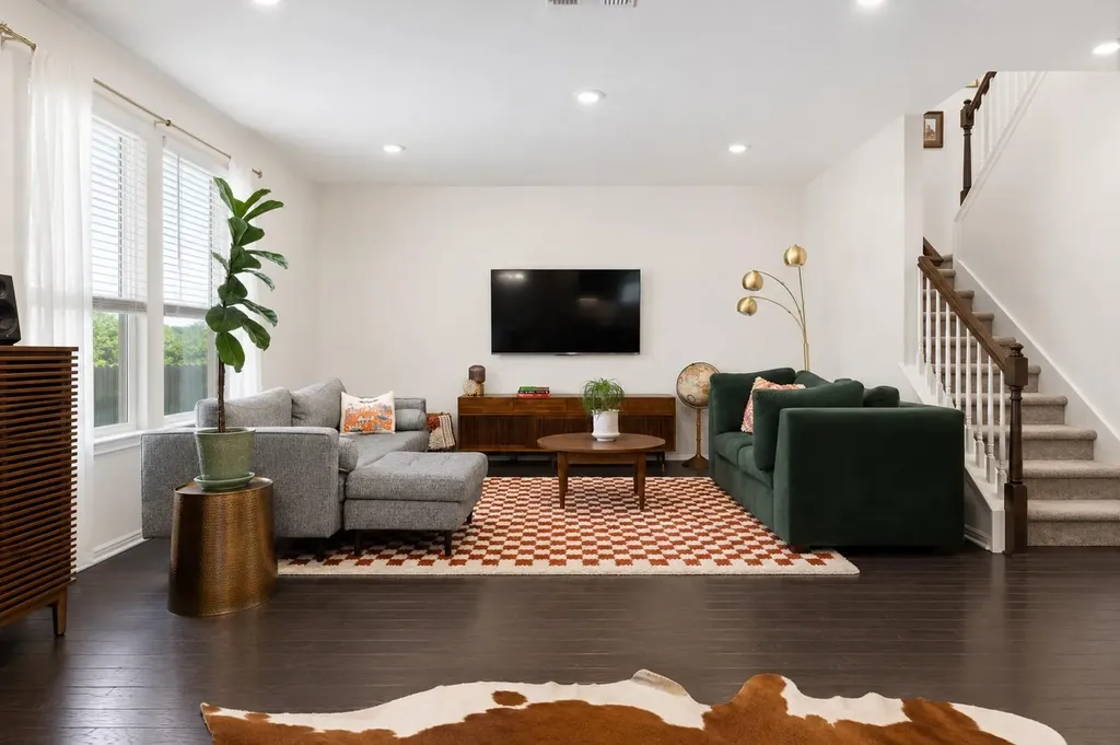 6809 Ellsworth Walk Austin TX 78724