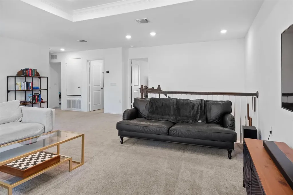 6809 Ellsworth Walk Austin TX 78724