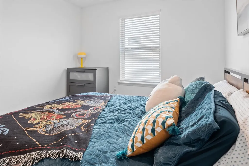 6809 Ellsworth Walk Austin TX 78724