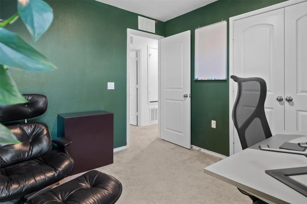 6809 Ellsworth Walk Austin TX 78724