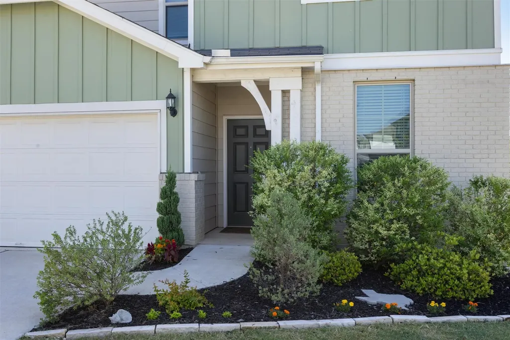 6809 Ellsworth Walk Austin TX 78724