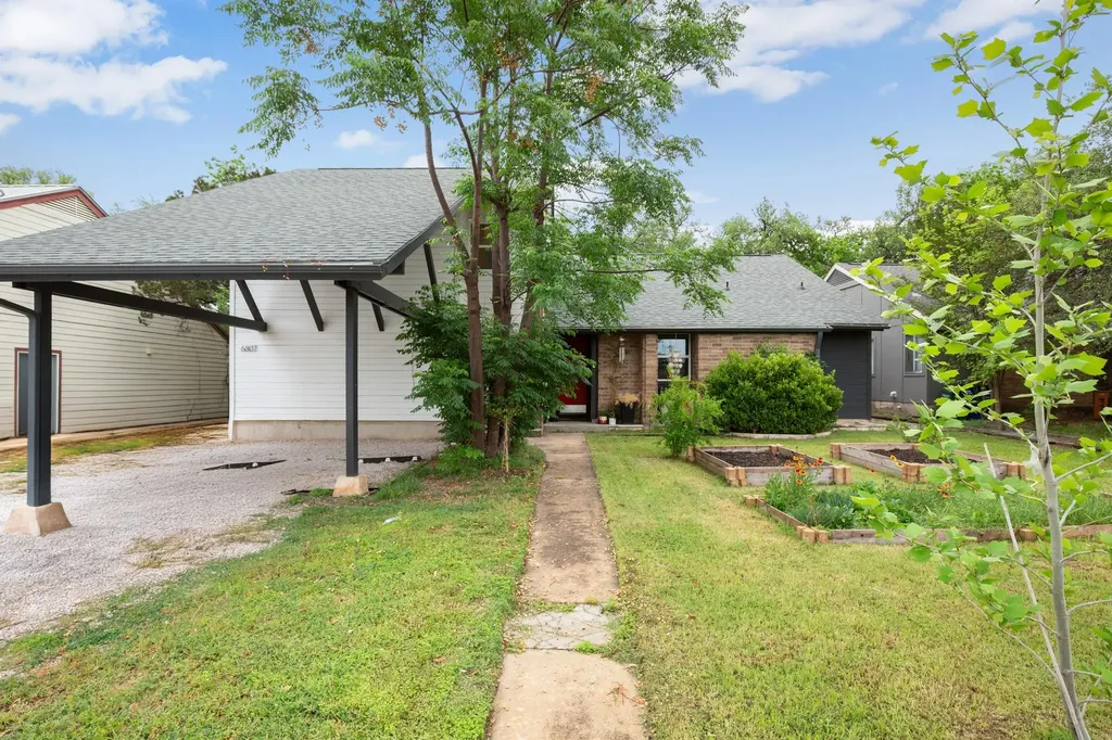 6807 Woodhue Drive Austin TX 78745