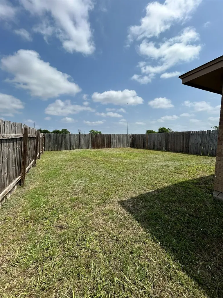 3907 Edgefield Street Killeen TX 76549