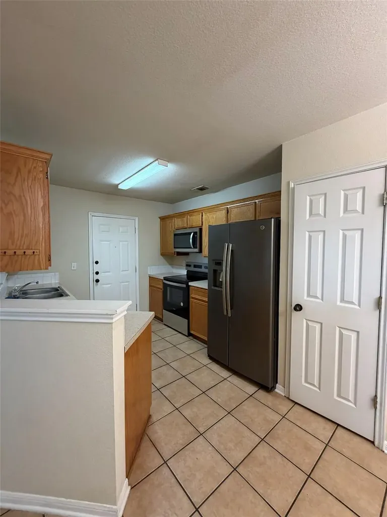 3907 Edgefield Street Killeen TX 76549