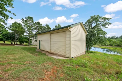493 Cottletown Road Smithville TX 78957