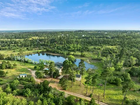 493 Cottletown Road Smithville TX 78957