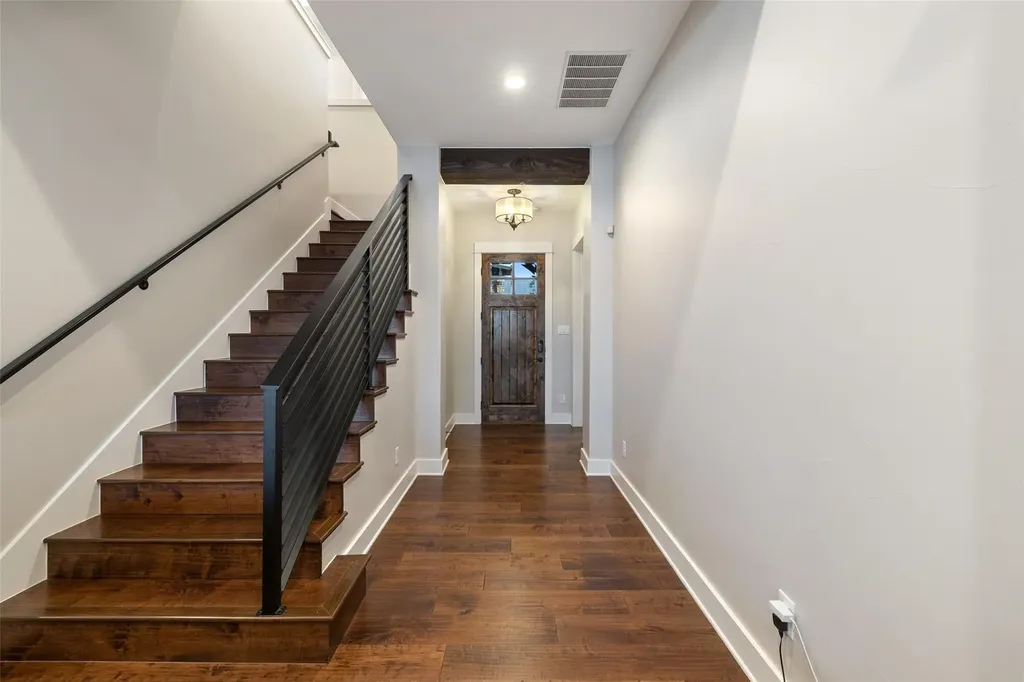 19408 Los Alamitos Lane Spicewood TX 78669