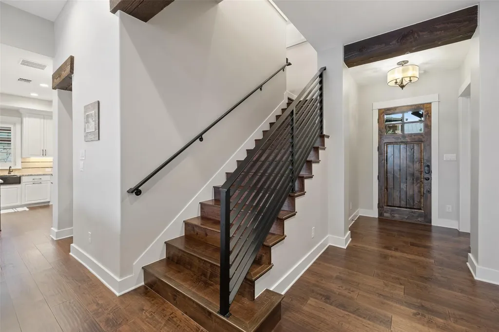 19408 Los Alamitos Lane Spicewood TX 78669