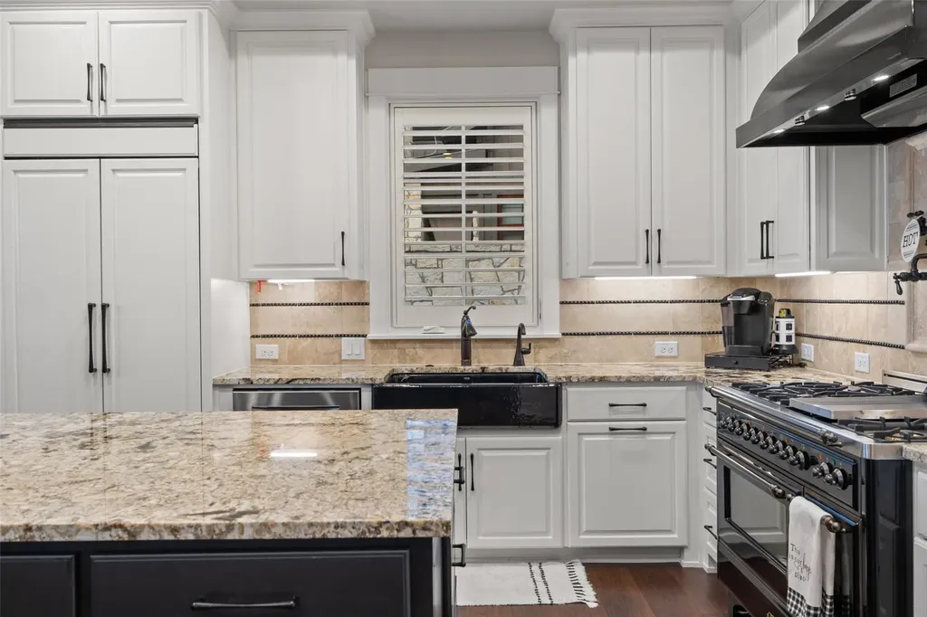 19408 Los Alamitos Lane Spicewood TX 78669