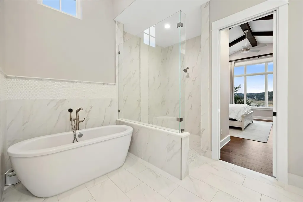 19408 Los Alamitos Lane Spicewood TX 78669
