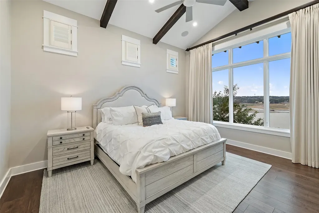 19408 Los Alamitos Lane Spicewood TX 78669