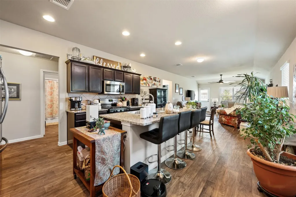 3301 Tilmon Lane Austin TX 78725
