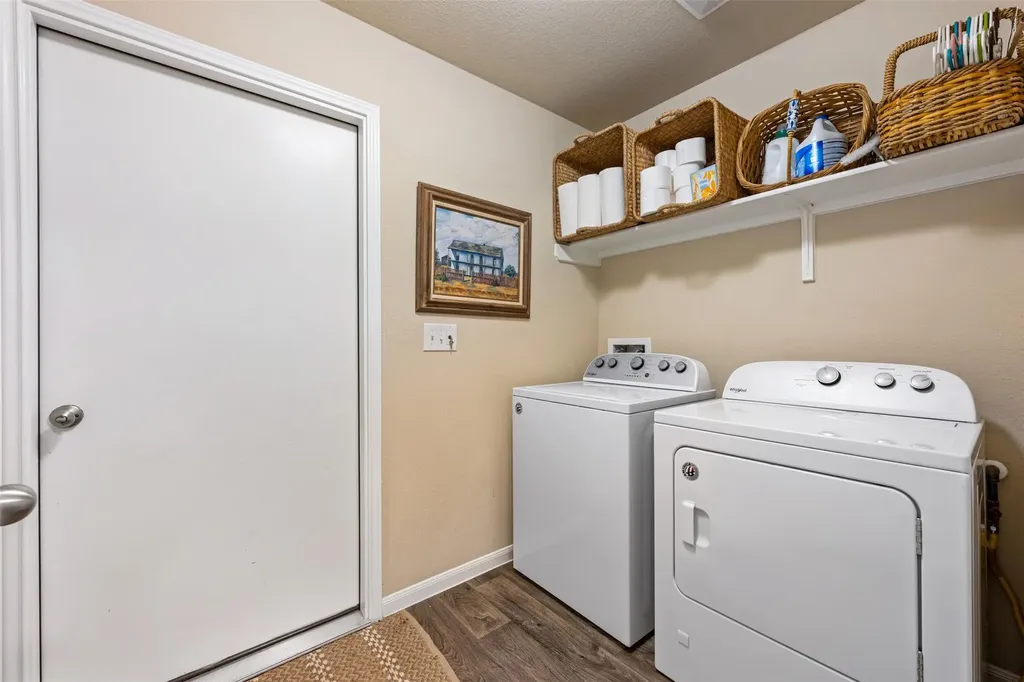 3301 Tilmon Lane Austin TX 78725