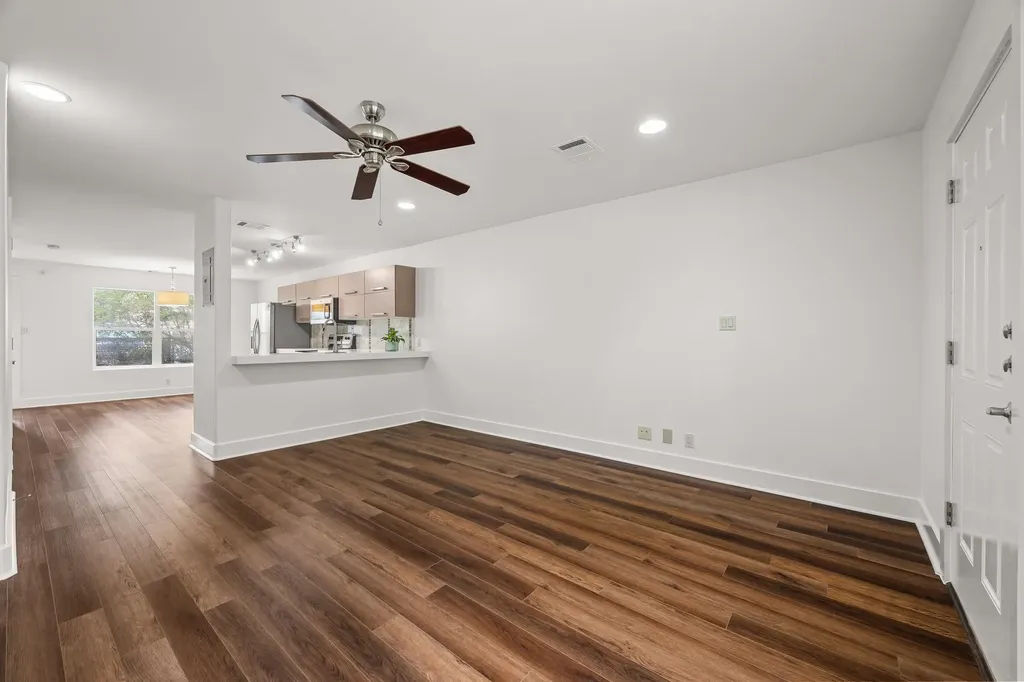 1101 Grove Boulevard Austin TX 78741
