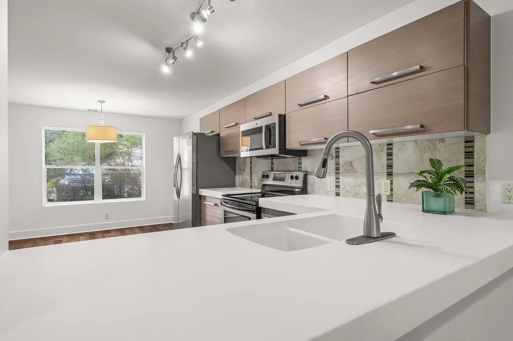 1101 Grove Boulevard Austin TX 78741